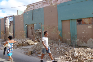 Escombros en calle de Guanabacoa_foto del autor