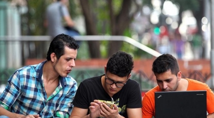 Cuba; Internet, Jóvenes cubanos, Cuba