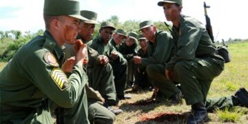 Cuba, Ejército, servicio militar guerra