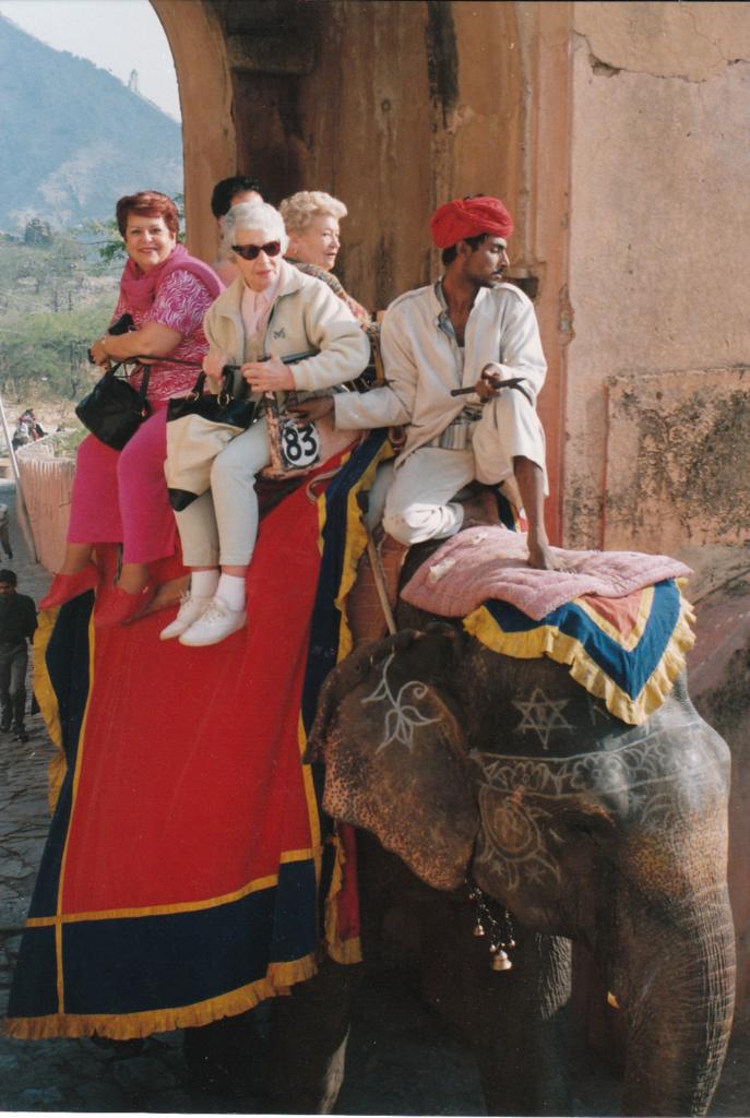 Eyda Machín en la India, 2005